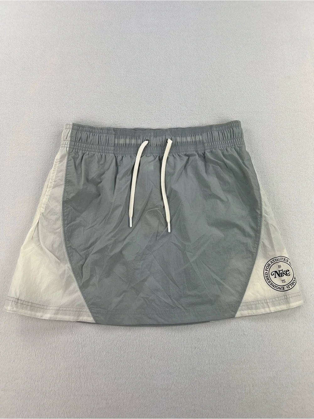 NWT Nike Sportswear Heritage High Waisted Woven Mini Skirt Women Sz L